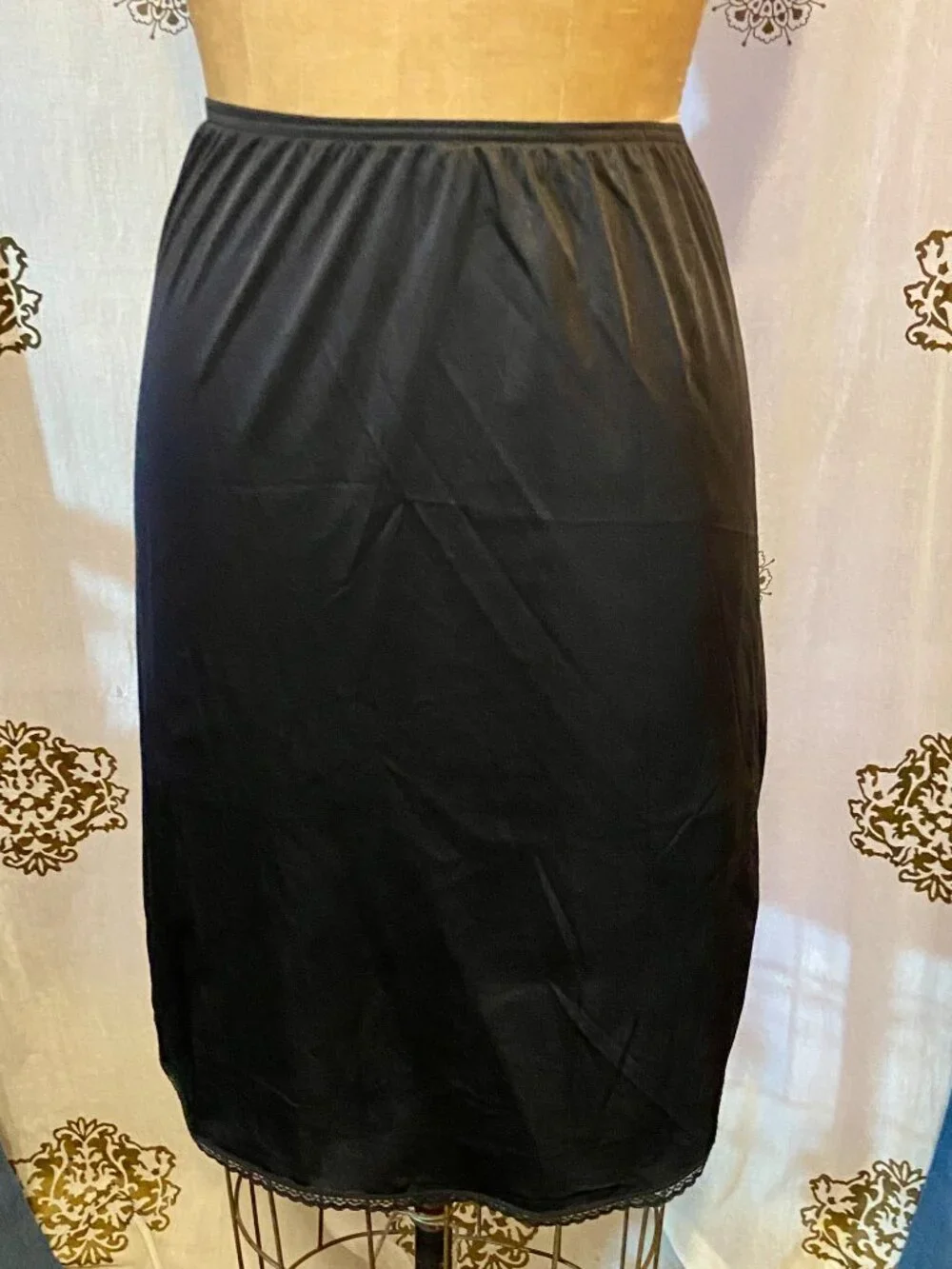 Vintage 60s 70s Black Retro Half Slip Skirt LACE Trim M Coquette Cottagecore EUC - Picture 2 of 5